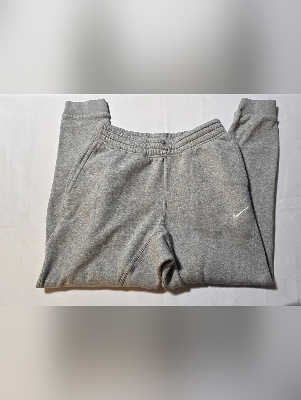 Nike Men's Club Fleece Joggers Heather Grey Size Medium Excellent Condition